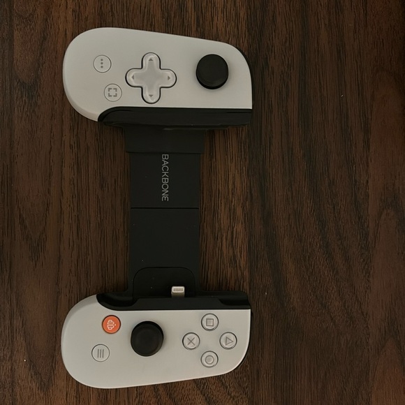 Play Station Backbone Mobile Gaming Controller - Picture 2 of 6